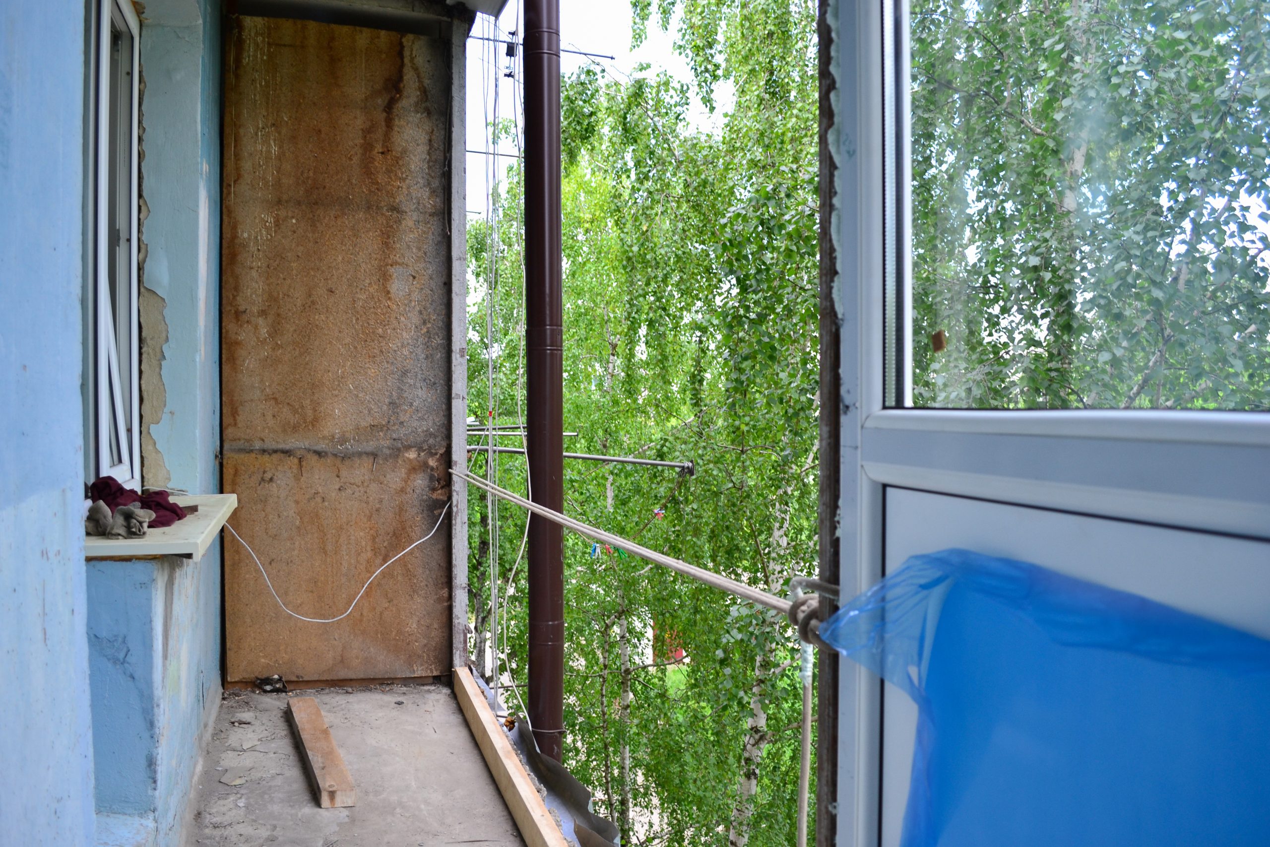 Вынос остекления балкона